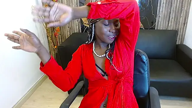 Snapshot of luna_bella160920 chatting on 05-13-26, 07:33 luna bella160920 online show from 05-13-26, 07:33