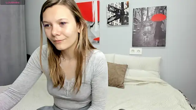 Snapshot of Sunny_Sammyy chatting on 07-14-26, 01:08 Sunny Sammyy online show from 07-14-26, 01:08