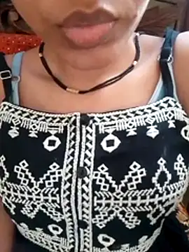 Snapshot of ayanloveannu chatting on 06-27-26, 04:28 ayanloveannu online show from 06-27-26, 04:28