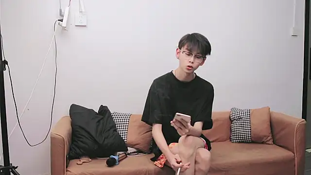 Snapshot of Hao114 chatting on 05-10-26, 10:53 Hao114 online show from 05-10-26, 10:53