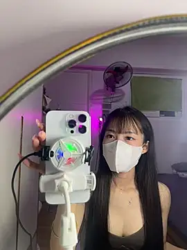 Lov3lily online show from 06-18-26, 03:38