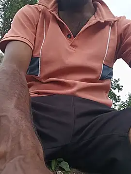 Snapshot of nilu_5633 chatting on 07-17-26, 12:45 nilu 5633 online show from 07-17-26, 12:45