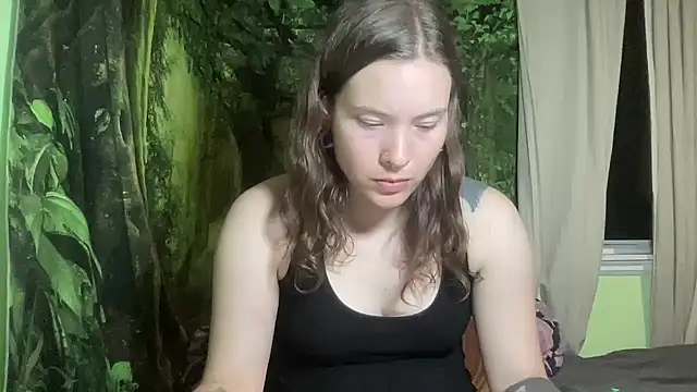 mo0ngoddess online show from 09-18-25, 09:00