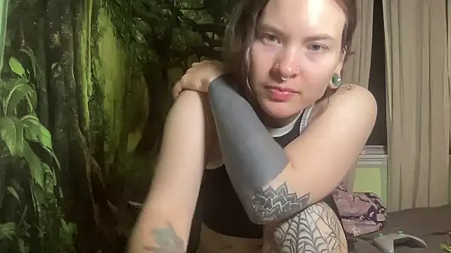 mo0ngoddess online show from 11-24-25, 03:06