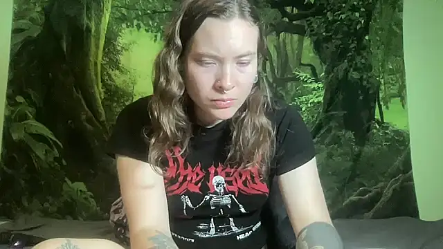 mo0ngoddess online show from 05-02-26, 07:24
