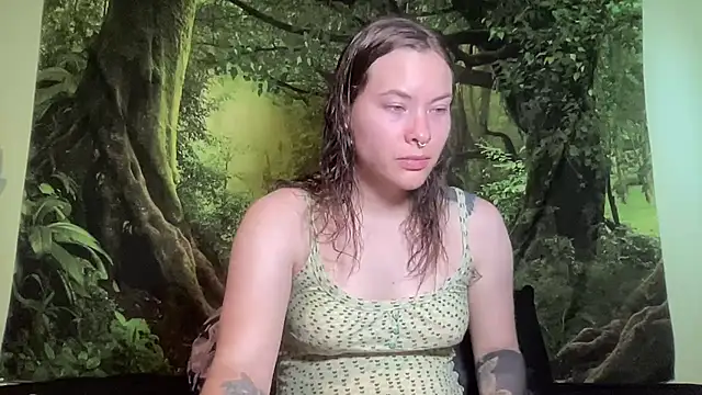 mo0ngoddess online show from 07-10-26, 02:16