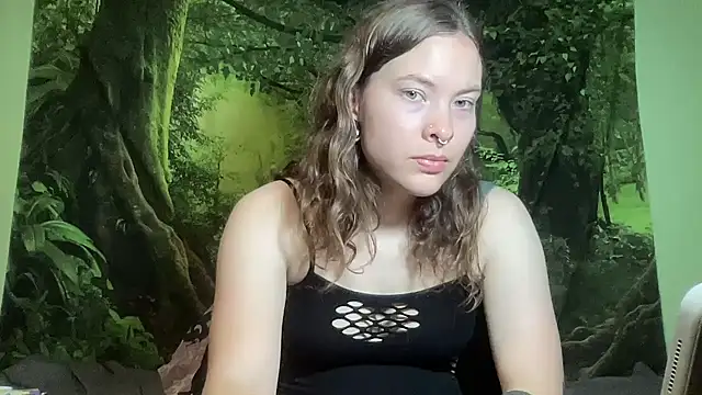 mo0ngoddess online show from 07-25-26, 03:26