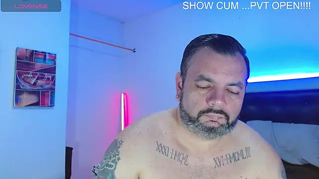 Snapshot of perverseveteranmanxxx chatting on 07-22-26, 10:45 perverseveteranmanxxx online show from 07-22-26, 10:45