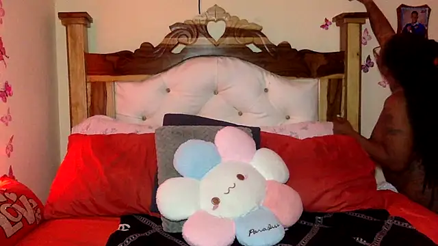 creamyamber online show from 05-03-26, 10:05