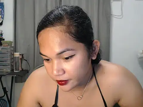 sassymaxinex online show from 05-17-26, 02:20