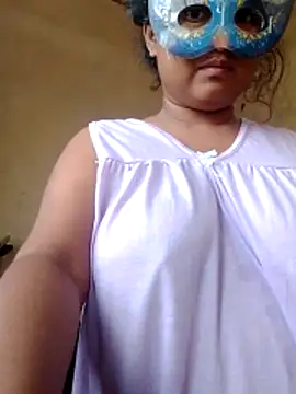 Rishwana77 online show from 06-15-26, 02:03