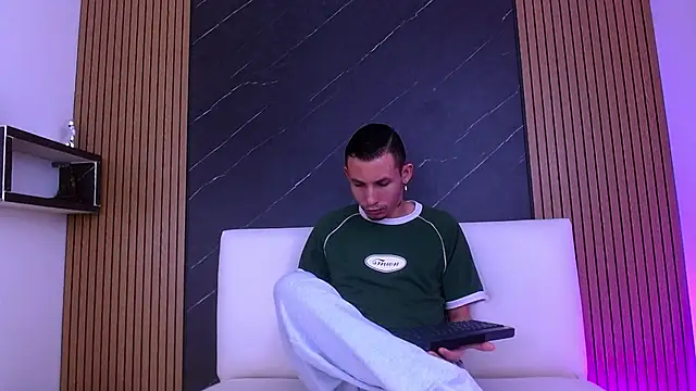 Isak Berekoa online show from 06-20-26, 11:02