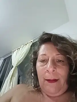 Snapshot of Nikki_milf69 chatting on 06-19-26, 05:23 Nikki milf69 online show from 06-19-26, 05:23