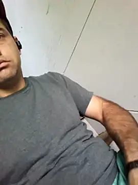 Snapshot of Johnathanleenol chatting on 07-29-26, 08:29 Johnathanleenol online show from 07-29-26, 08:29