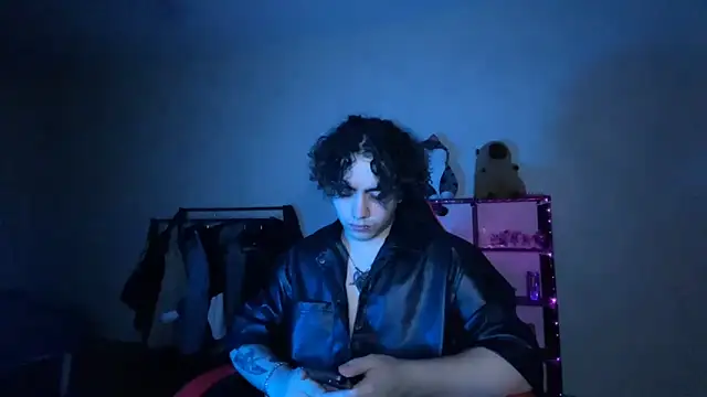  ELIGOS  online show from 06-12-26, 07:57
