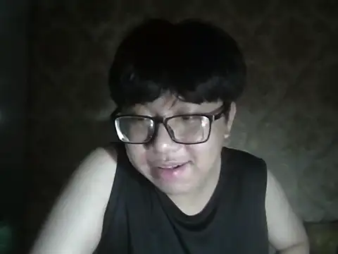 Snapshot of yours_c chatting on 10-23-25, 01:54 yours c online show from 10-23-25, 01:54