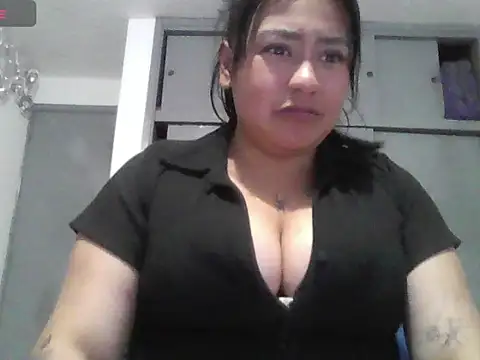 Alaia moretti online show from 05-21-26, 03:35