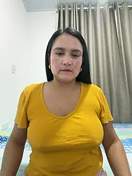 rousee69  online show from 06-26-26, 11:53