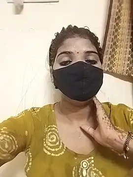 Snapshot of Ruhani_ chatting on 06-08-26, 06:19 Ruhani online show from 06-08-26, 06:19