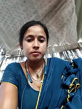 Snapshot of Loveruhi chatting on 05-23-26, 11:25 Loveruhi online show from 05-23-26, 11:25