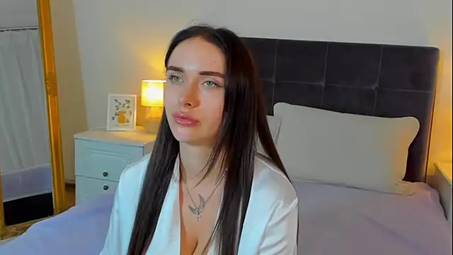 KellyWhites online show from 06-30-26, 05:41