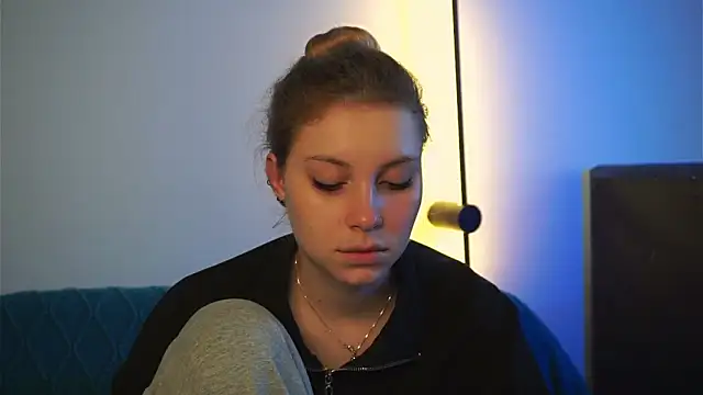 Sairallyn online show from 05-23-26, 05:12