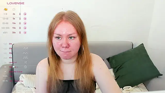 AlexaaBee online show from 06-07-26, 08:18