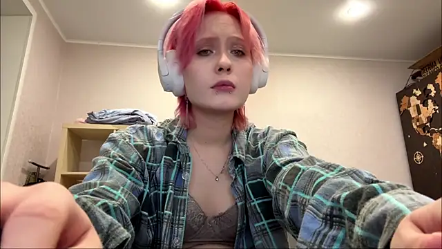 Snapshot of CuteLilit chatting on 06-20-26, 09:28 CuteLilit online show from 06-20-26, 09:28