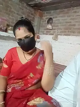 Snapshot of Hindicouple1 chatting on 06-29-26, 03:34 Hindicouple1 online show from 06-29-26, 03:34