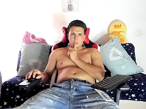 alexerdiego online show from 06-18-26, 08:13