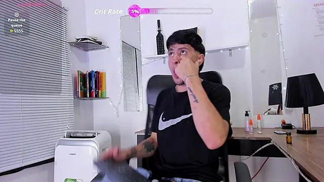 StefanoBigCock online show from 05-29-26, 07:01