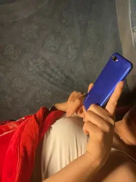 Linda-babyy online show from 06-14-26, 10:45