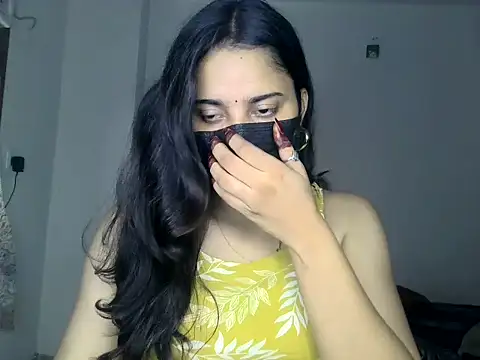 Snapshot of priyanks_sharma37 chatting on 06-28-26, 05:13 priyanks sharma37 online show from 06-28-26, 05:13