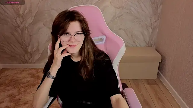 Snapshot of Rita_Addams chatting on 07-19-26, 01:53 Rita Addams online show from 07-19-26, 01:53