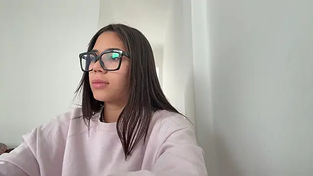 QueeNataly online show from 05-18-26, 11:38