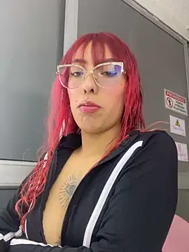 Snapshot of MeraSecretXXX chatting on 06-01-26, 01:24 MeraSecretXXX online show from 06-01-26, 01:24