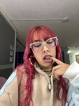 Snapshot of MeraSecretXXX chatting on 07-06-26, 12:13 MeraSecretXXX online show from 07-06-26, 12:13