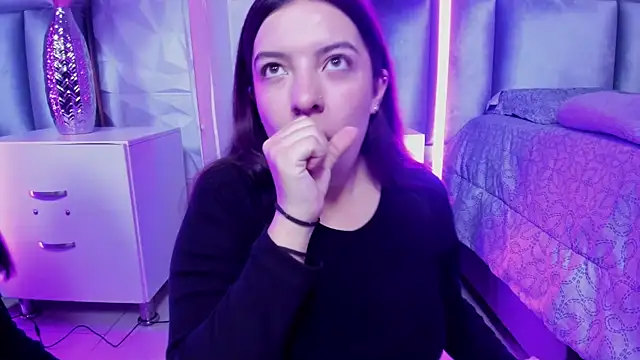 Sara Deen online show from 06-18-26, 11:36