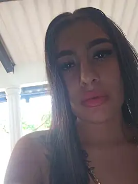 Snapshot of Luisa_Madrid chatting on 05-30-26, 01:19 Luisa Madrid online show from 05-30-26, 01:19