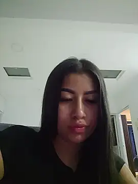Snapshot of Luisa_Madrid chatting on 06-14-26, 10:17 Luisa Madrid online show from 06-14-26, 10:17