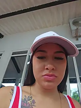 Snapshot of Luisa_Madrid chatting on 06-29-26, 11:32 Luisa Madrid online show from 06-29-26, 11:32