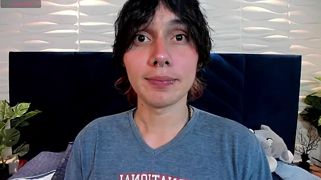 Snapshot of Brunodeluca_ chatting on 06-21-26, 08:00 Brunodeluca online show from 06-21-26, 08:00