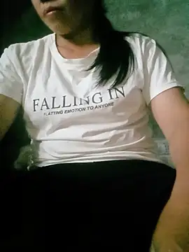 Snapshot of Elizabeo chatting on 07-16-26, 04:40 Elizabeo online show from 07-16-26, 04:40