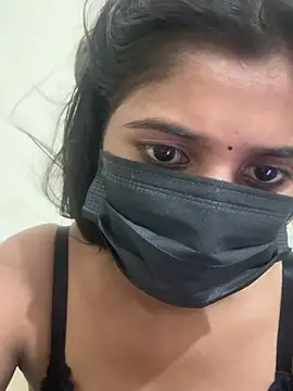 Snapshot of Poonam-Ray chatting on 07-24-26, 06:39 Poonam-Ray online show from 07-24-26, 06:39