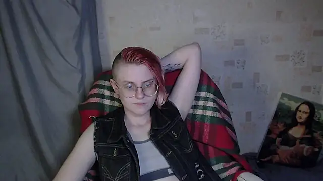   Freya    online show from 06-24-26, 04:39