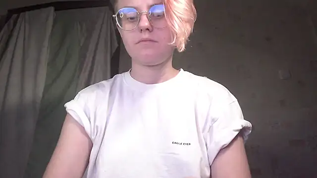   Freya    online show from 07-16-26, 05:41