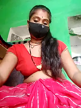 Snapshot of Rachnaaapkijaan78 chatting on 06-29-26, 05:03 Rachnaaapkijaan78 online show from 06-29-26, 05:03