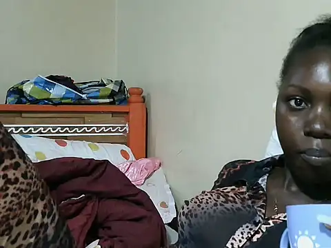 cute Aleesh online show from 06-24-26, 05:50