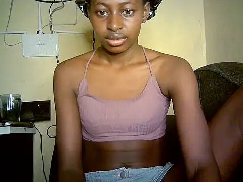Snapshot of Therry-heart chatting on 05-30-26, 03:36 Therry-heart online show from 05-30-26, 03:36