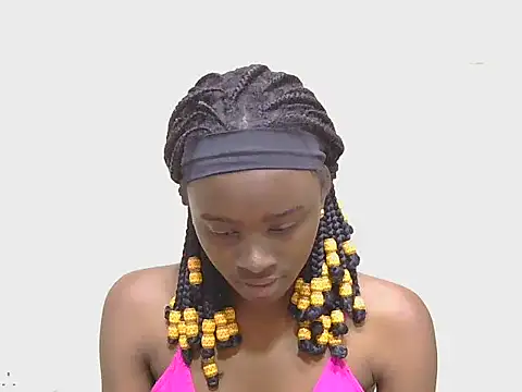 Snapshot of SassyTarrif chatting on 06-27-26, 11:48 SassyTarrif online show from 06-27-26, 11:48
